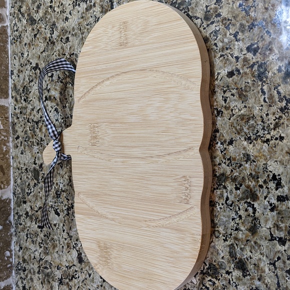 Pumpkin Shaped Wooden Display Serving Cutting Board with Ribbon - Picture 2 of 3